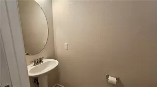 Photo #5: 2690956 Listing 