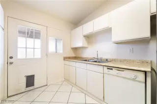 Photo #6: 2690961 Listing 