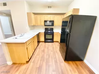 Photo #3: 2690963 Listing 