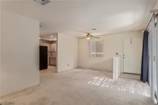 Photo #3: 2690968 Listing 