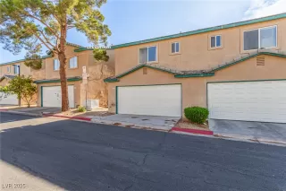 Photo #6: 2690968 Listing 