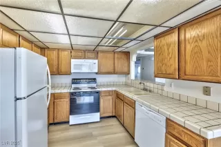 Photo #5: 2691009 Listing 