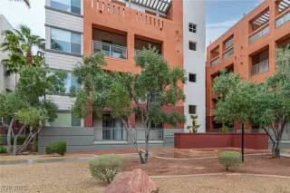 Photo #1: 2691017 Listing 