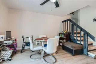 Photo #5: 2691045 Listing