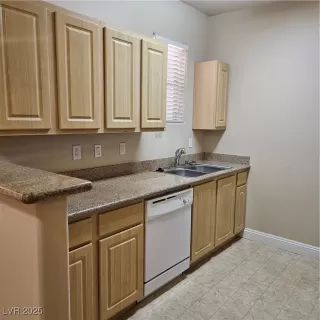 Photo #6: 2691090 Listing 