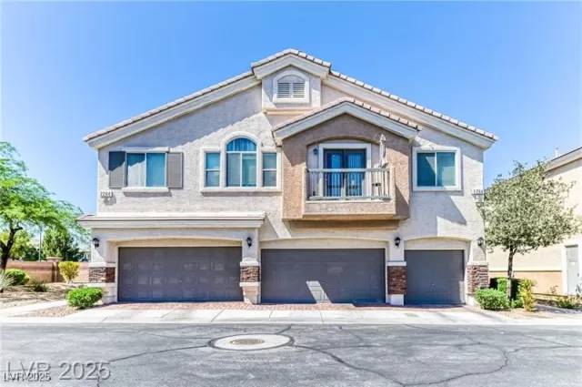 MLS: 2691092 Condo For Sale