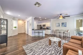 Photo #2: 2691150 Listing