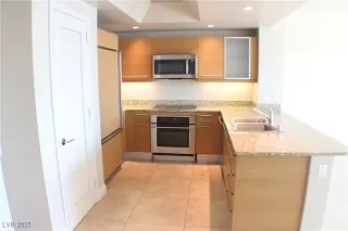 Photo #1: 2691184 Listing 