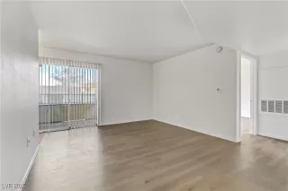 Photo #5: 2691226 Listing 