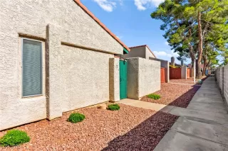 Photo #4: 2691238 Listing 