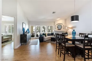 Photo #1: 2691263 Listing 