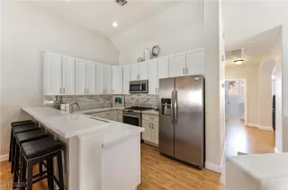 Photo #6: 2691263 Listing 