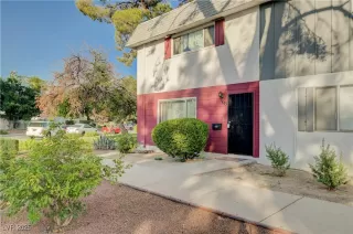 Photo #2: 2691291 Listing