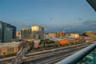 Photo #3: 2691306 Listing