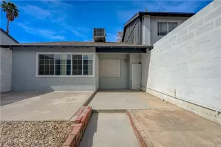 Photo #2: 2691333 Listing