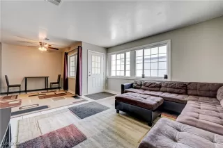 Photo #4: 2691333 Listing