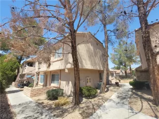 Photo #3: 2691343 Listing 