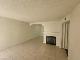 Photo #6: 2691343 Listing 