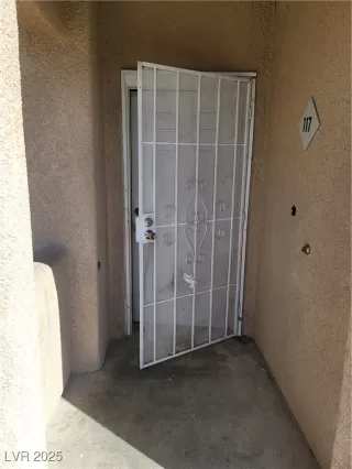 Photo #4: 2691351 Listing 