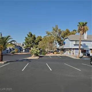 Photo #1: 2691362 Listing