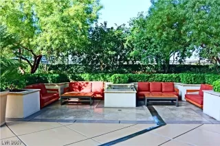 Photo #3: 2691363 Listing 