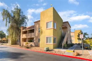 Photo #1: 2691377 Listing