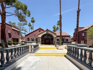 Photo #1: 2691380 Listing