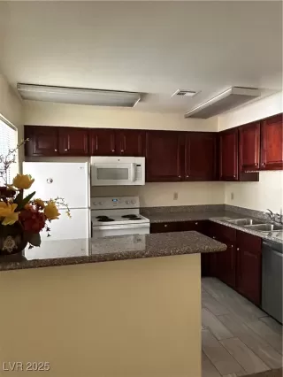 Photo #4: 2691382 Listing 