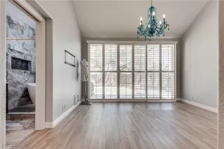 Photo #1: 2691383 Listing 