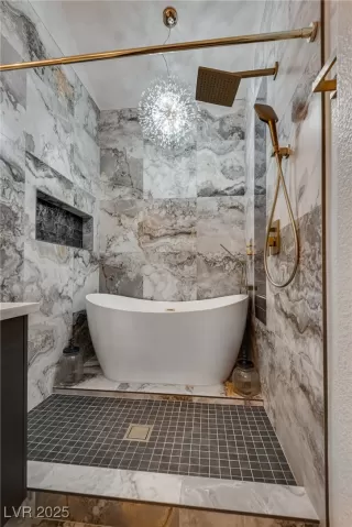 Photo #3: 2691383 Listing 