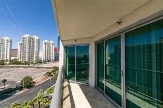 Photo #4: 2691394 Listing