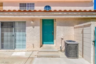 Photo #3: 2691399 Listing 