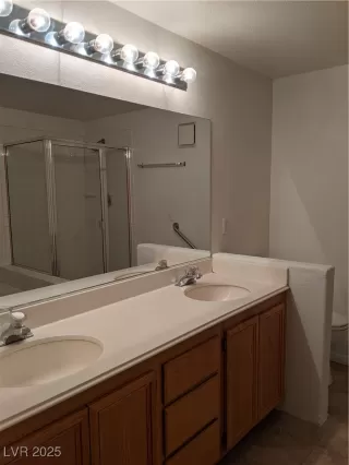 Photo #1: 2691400 Listing 