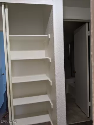 Photo #6: 2691400 Listing 