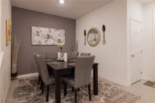 Photo #5: 2691422 Listing