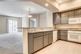 Photo #5: 2691435 Listing