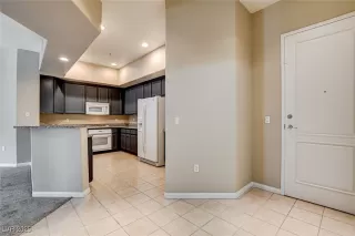 Photo #6: 2691435 Listing