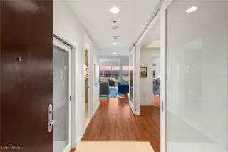 Photo #2: 2691468 Listing