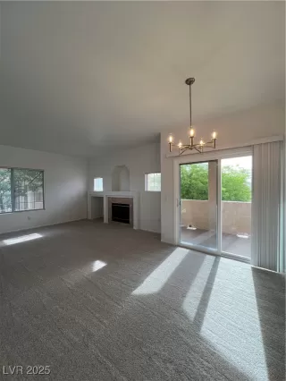 Photo #3: 2691493 Listing 