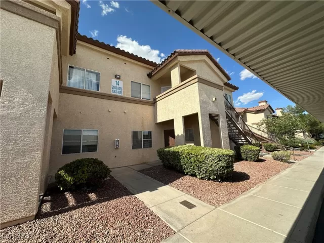 MLS: 2691505 Condo For Sale