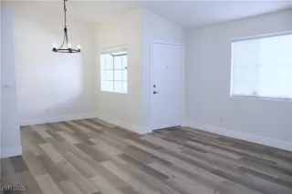 Photo #3: 2691529 Listing