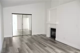 Photo #4: 2691529 Listing