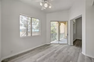 Photo #6: 2691530 Listing