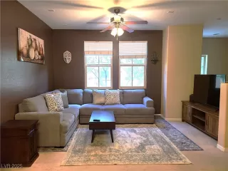 Photo #1: 2691546 Listing 