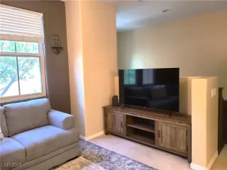 Photo #3: 2691546 Listing 