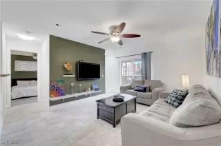 Photo #5: 2691548 Listing 