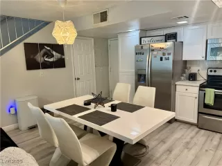 Photo #3: 2691550 Listing