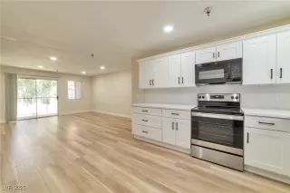 Photo #1: 2691573 Listing 