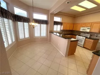 Photo #2: 2691588 Listing 