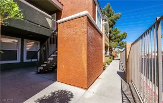 Photo #3: 2691592 Listing 